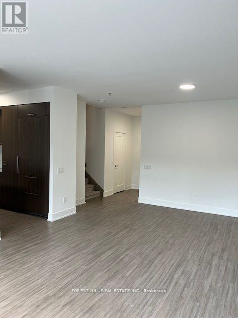 Th8 - 310 Tweedsmuir Avenue, Toronto, Ontario  M5P 2Y2 - Photo 8 - C12821966