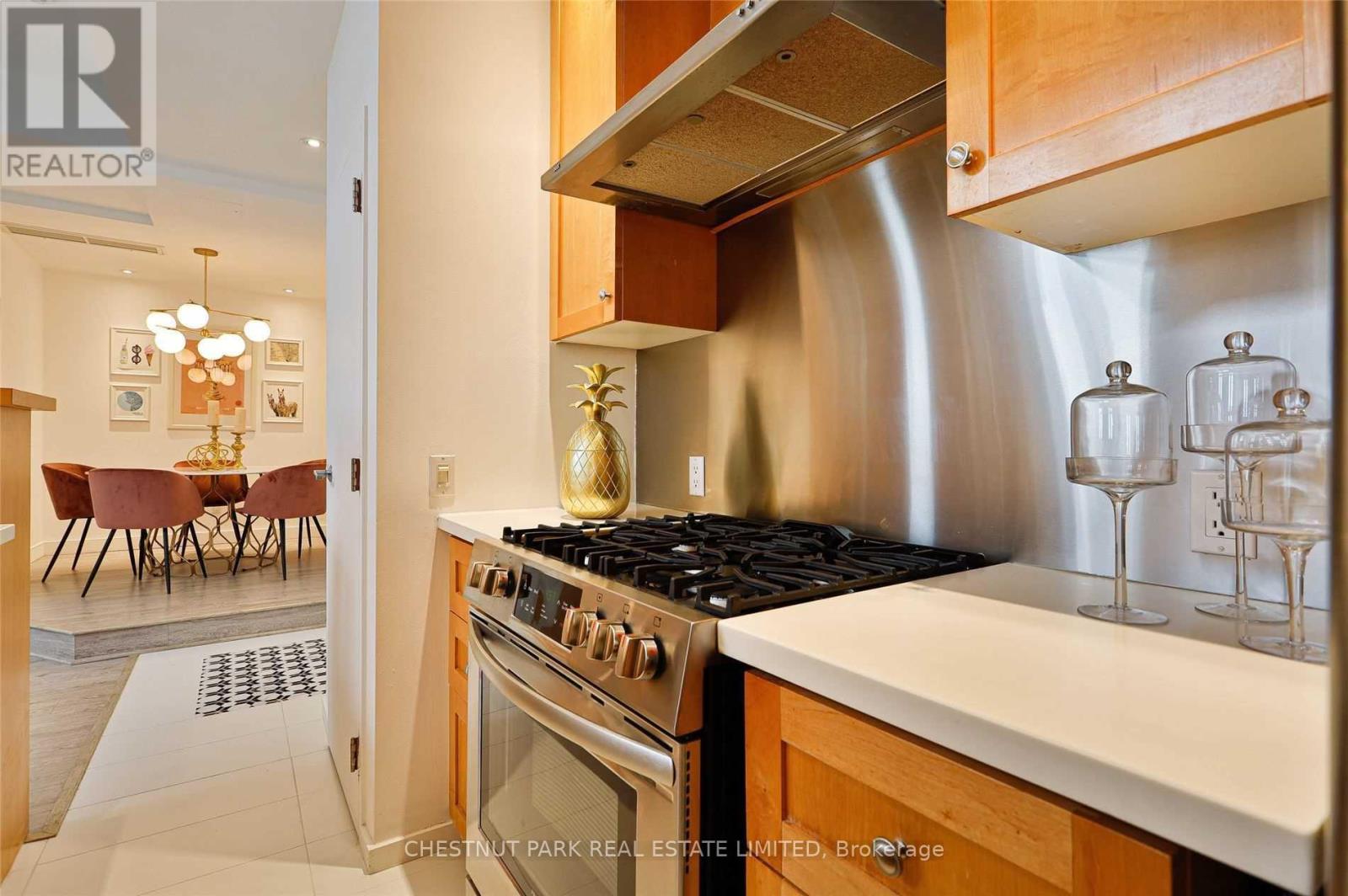 45 - 33 Price Street, Toronto, Ontario  M4W 1Z1 - Photo 5 - C12822022