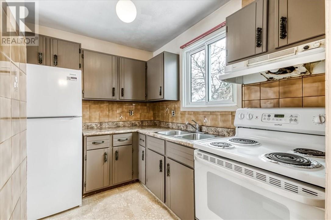 8 Maplewood Crescent, Garson, Ontario  P3L 1G8 - Photo 13 - 2126526