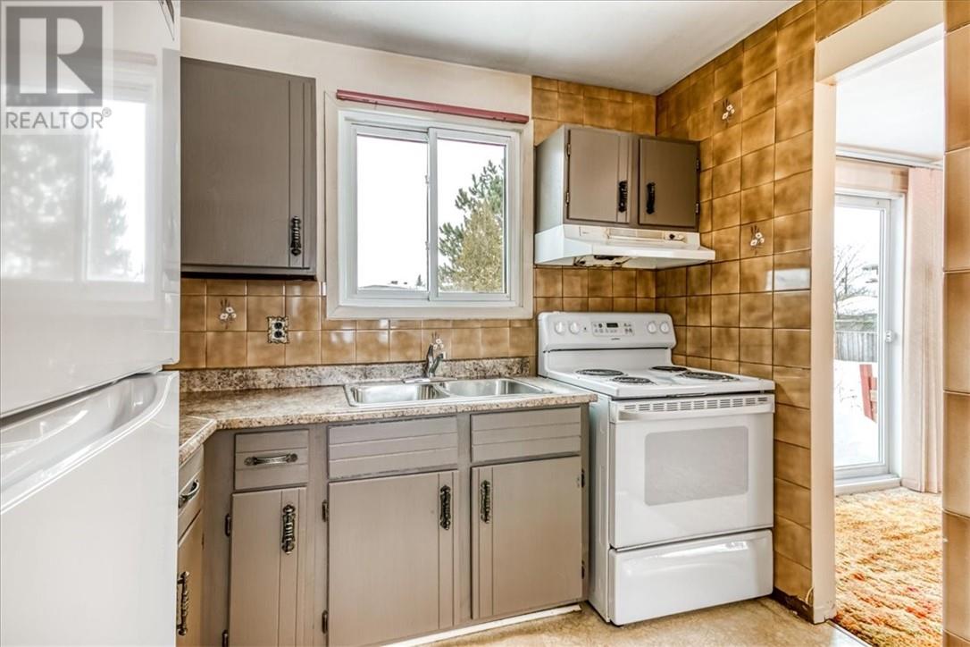 8 Maplewood Crescent, Garson, Ontario  P3L 1G8 - Photo 14 - 2126526