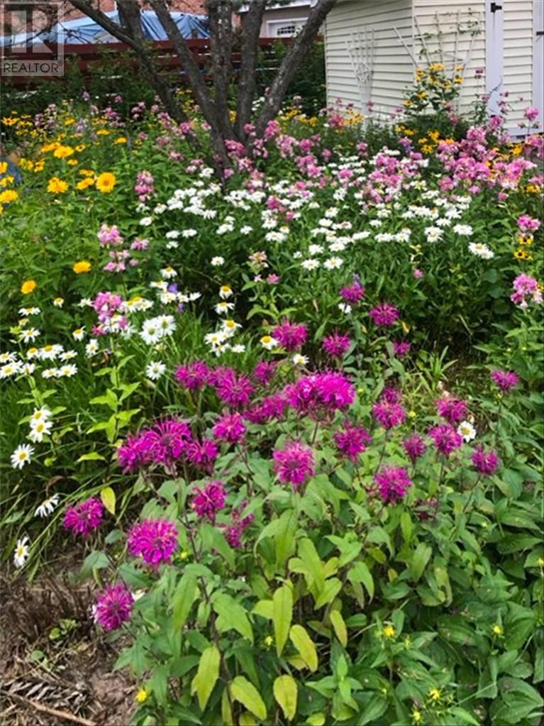 8 Maplewood Crescent, Garson, Ontario  P3L 1G8 - Photo 40 - 2126526