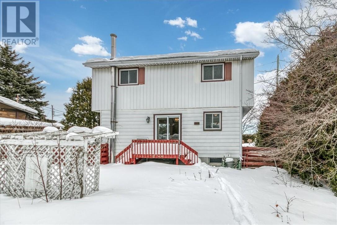 8 Maplewood Crescent, Garson, Ontario  P3L 1G8 - Photo 5 - 2126526