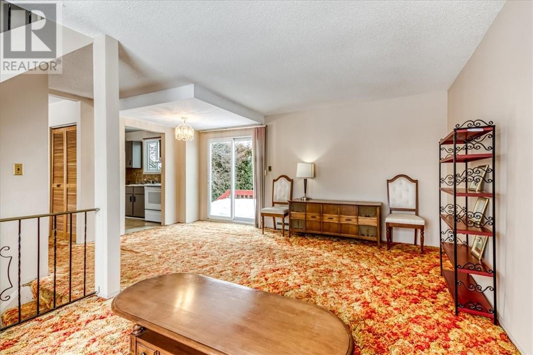 8 Maplewood Crescent, Garson, Ontario  P3L 1G8 - Photo 9 - 2126526