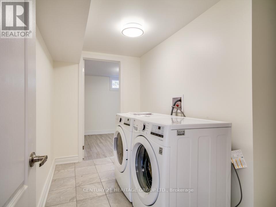 B - 293 Labrador Drive, Oshawa (Donevan), Ontario  L1H 7E7 - Photo 10 - E12821900