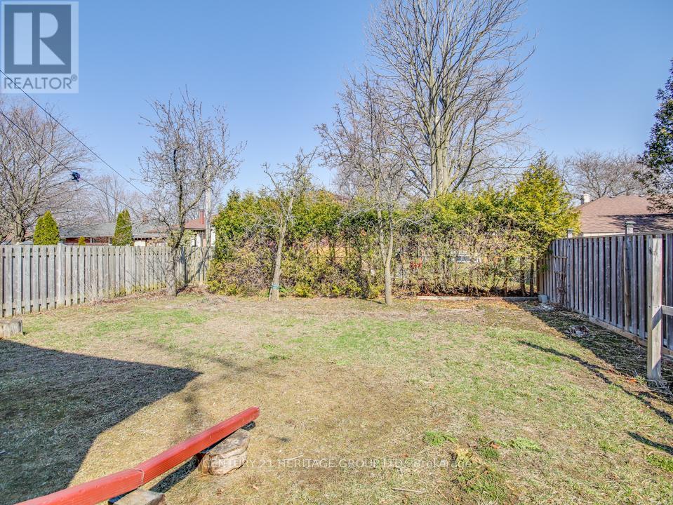 B - 293 Labrador Drive, Oshawa (Donevan), Ontario  L1H 7E7 - Photo 11 - E12821900