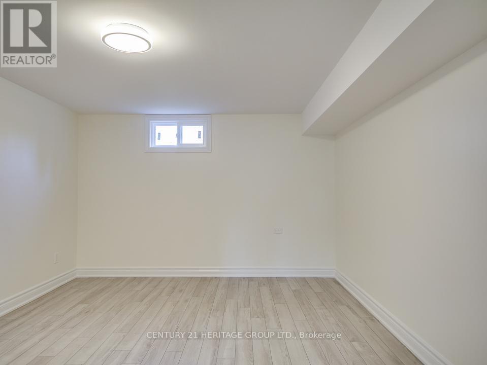 B - 293 Labrador Drive, Oshawa (Donevan), Ontario  L1H 7E7 - Photo 5 - E12821900