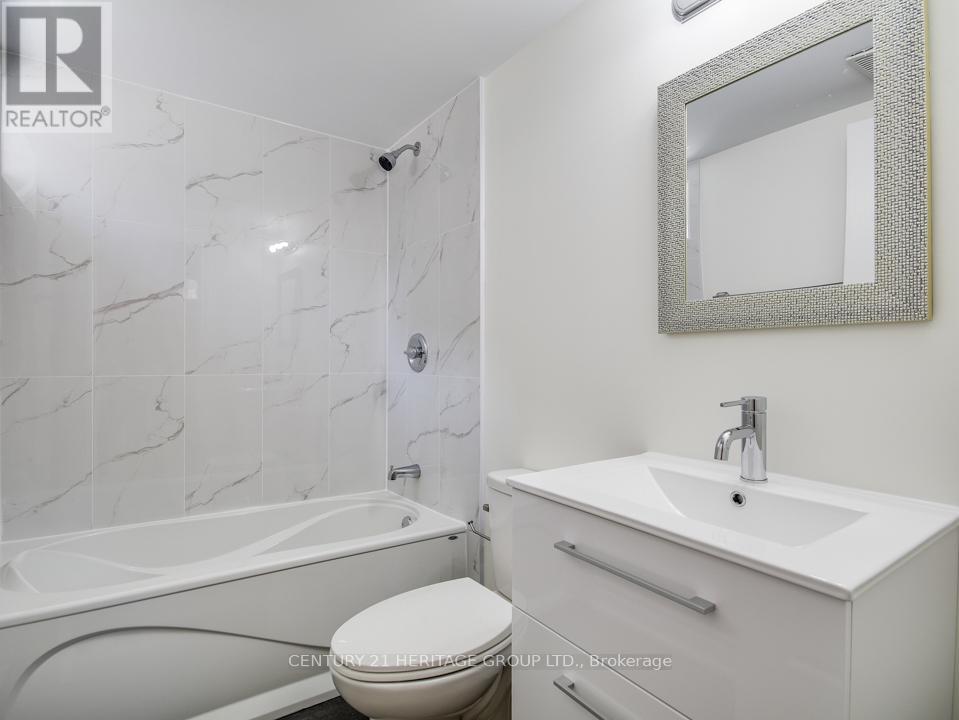 B - 293 Labrador Drive, Oshawa (Donevan), Ontario  L1H 7E7 - Photo 7 - E12821900