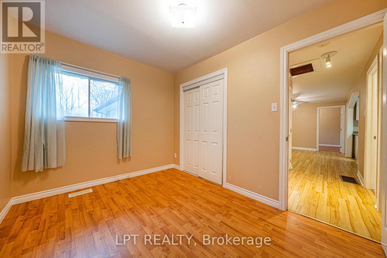 206 Bayview Avenue, Georgina, Ontario  L4P 2T2 - Photo 20 - N12821902