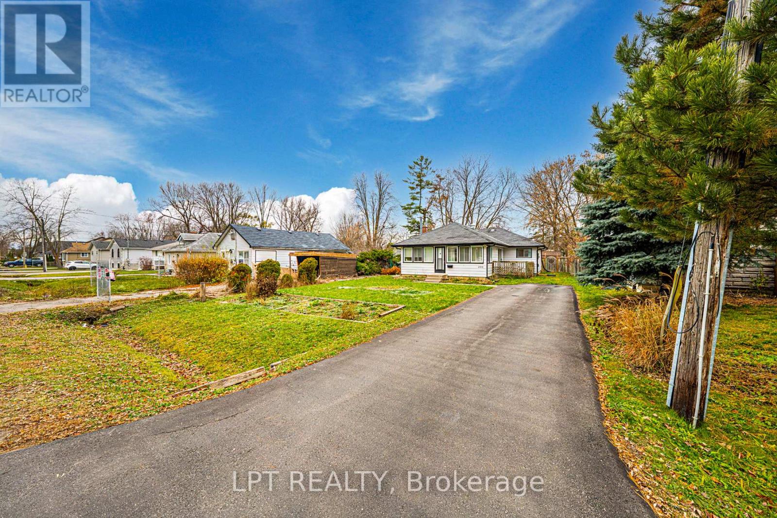 206 Bayview Avenue, Georgina, Ontario  L4P 2T2 - Photo 3 - N12821902