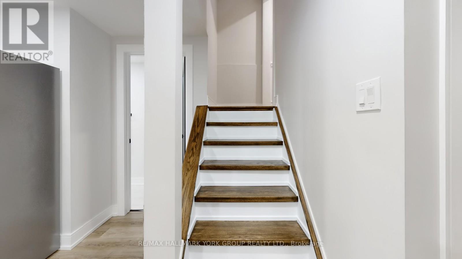 20 Domenica Way, Vaughan, Ontario  L3H 1V4 - Photo 25 - N12821938