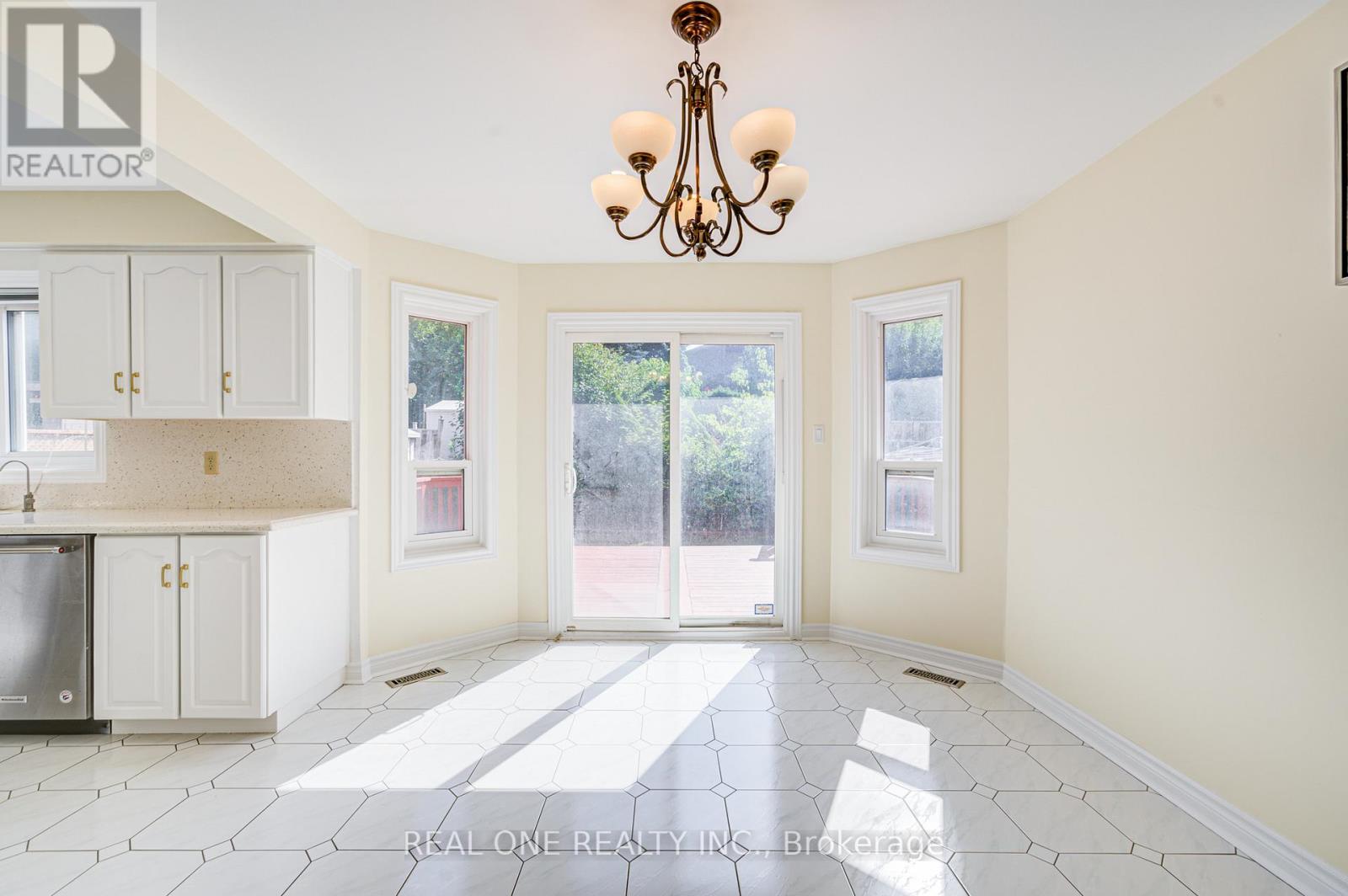 Unknown Address, ,     - Photo 15 - N12821986