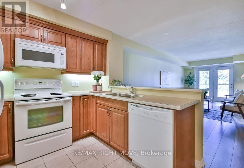 313 - 486 Laclie Street, Orillia, Ontario  L3V 4P9 - Photo 10 - S12821942