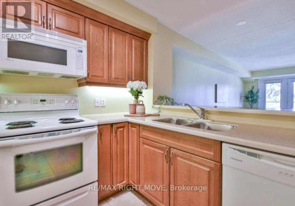 313 - 486 Laclie Street, Orillia, Ontario  L3V 4P9 - Photo 16 - S12821942