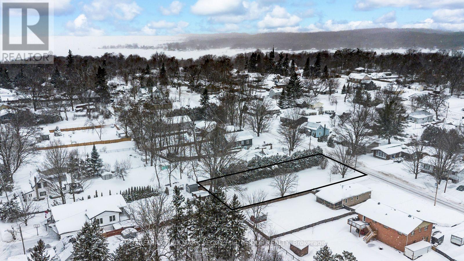 318 Palmer Street, Tay (Waubaushene), Ontario  L0K 2C0 - Photo 2 - S12821978