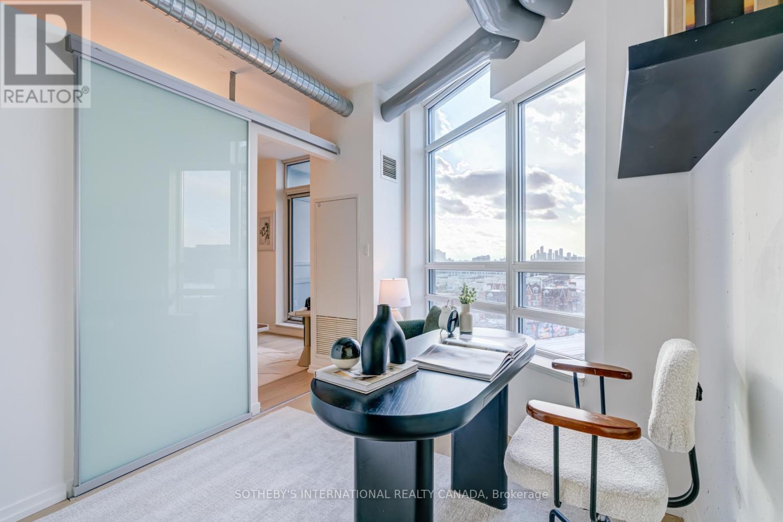 916 - 150 Sudbury Street, Toronto, Ontario  M6J 3S8 - Photo 15 - C12717176