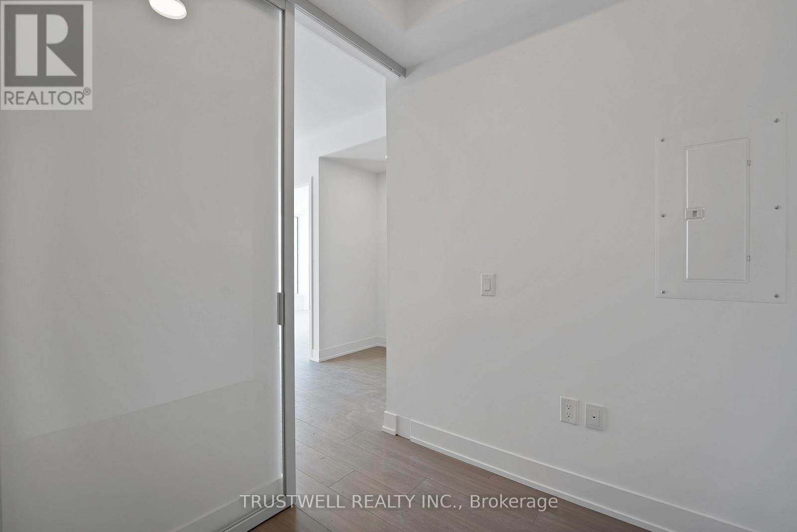 2011 - 36 Olive Avenue, Toronto, Ontario  M2N 0M4 - Photo 8 - C12804312