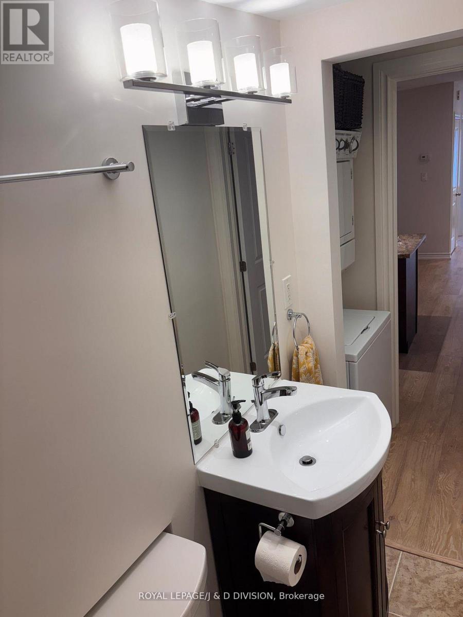 22 Holmesdale Road, Toronto, Ontario  M6E 1Y1 - Photo 13 - W12821972