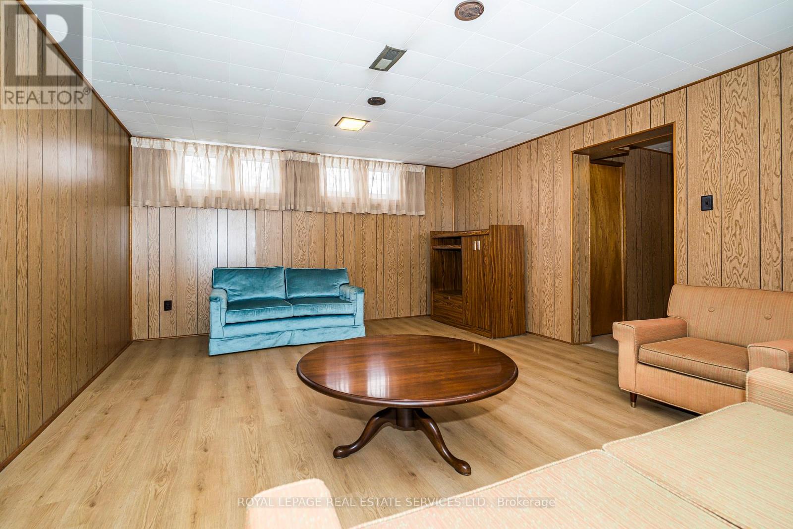 71 Hillcroft Drive, Toronto, Ontario  M9B 4X6 - Photo 22 - W12821976