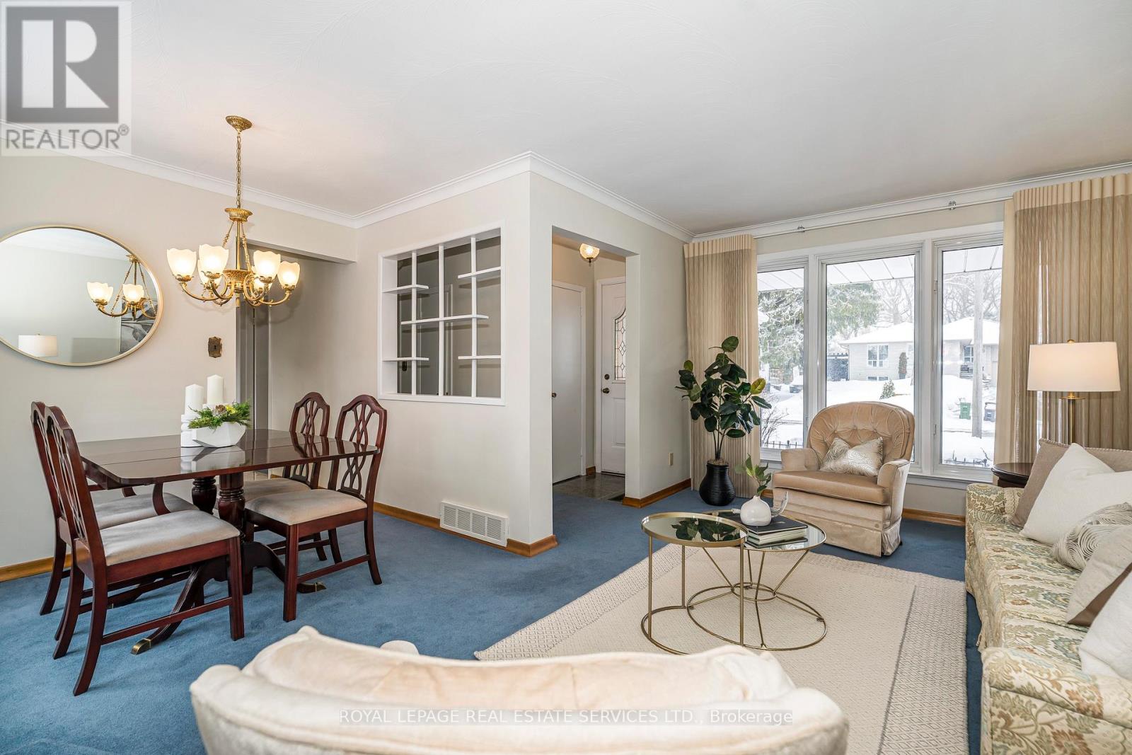 71 Hillcroft Drive, Toronto, Ontario  M9B 4X6 - Photo 5 - W12821976