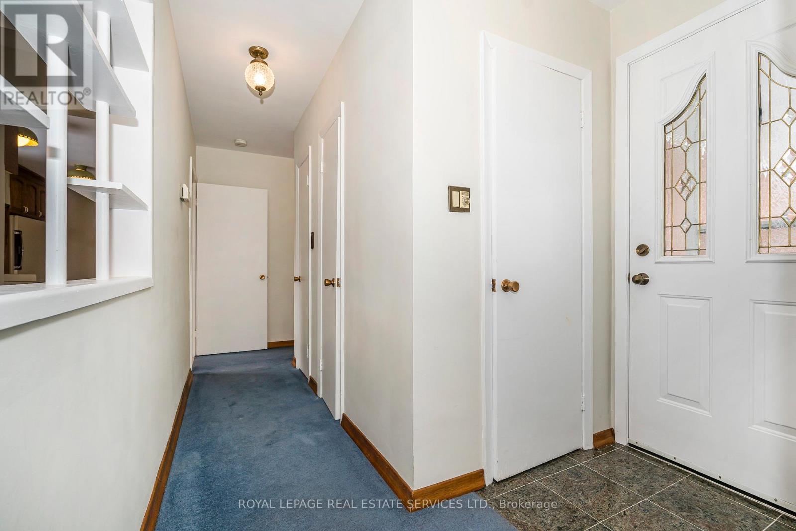 71 Hillcroft Drive, Toronto, Ontario  M9B 4X6 - Photo 9 - W12821976