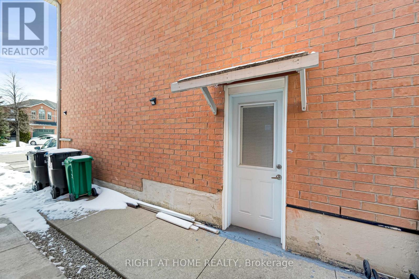 601 Claymeadow Avenue, Mississauga, Ontario  L5B 4H7 - Photo 35 - W12822050