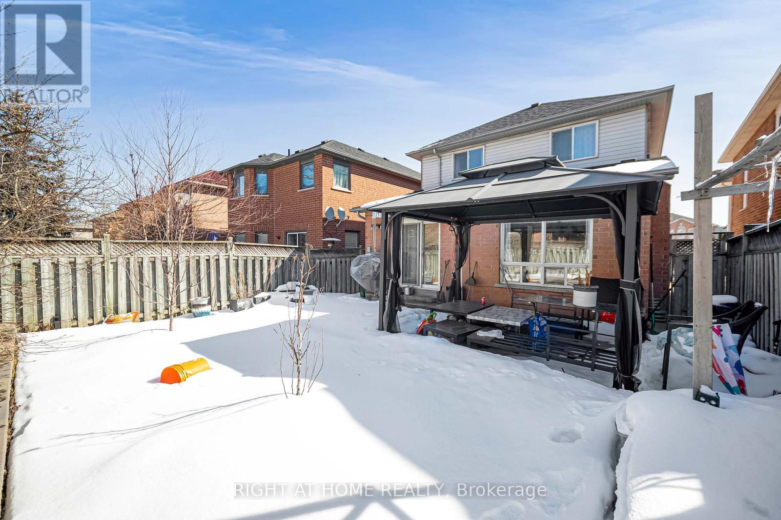 601 Claymeadow Avenue, Mississauga, Ontario  L5B 4H7 - Photo 36 - W12822050