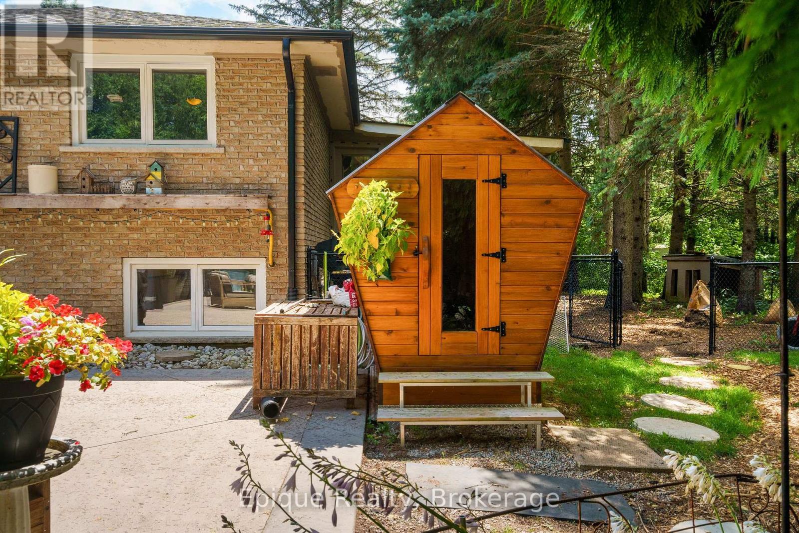 235 Concession 11 Road E, Hamilton, Ontario  L8B 1H7 - Photo 41 - X12821944