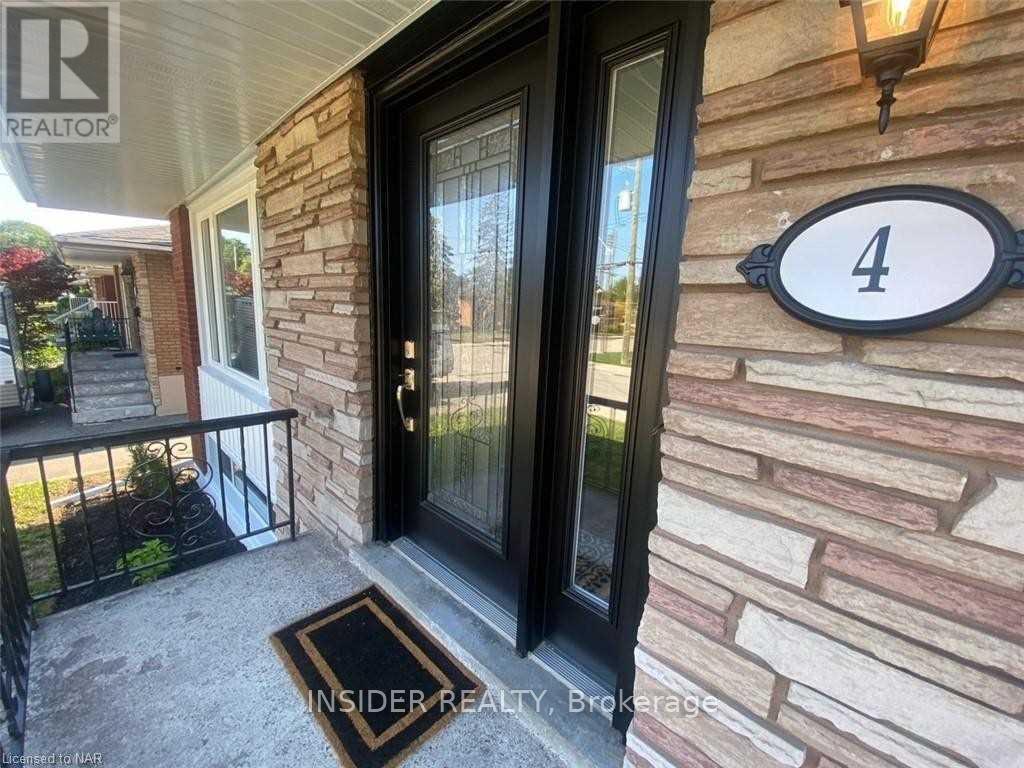 4 Parklands Drive, Hamilton (Rosedale), Ontario  L8K 4W7 - Photo 2 - X12821968