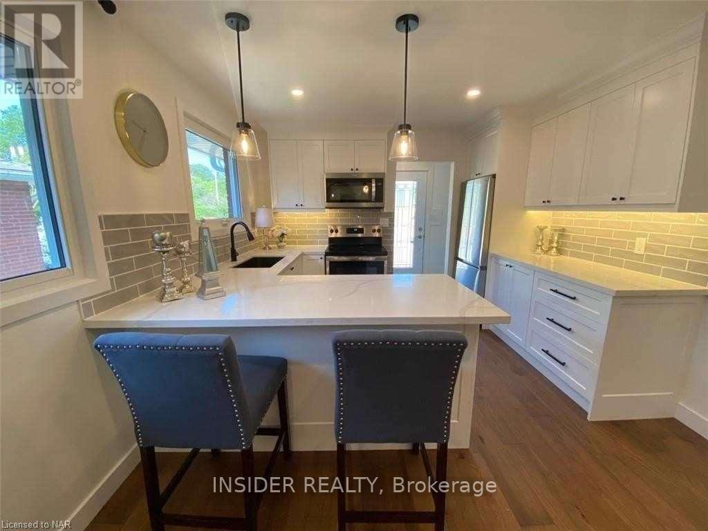 4 Parklands Drive, Hamilton (Rosedale), Ontario  L8K 4W7 - Photo 7 - X12821968