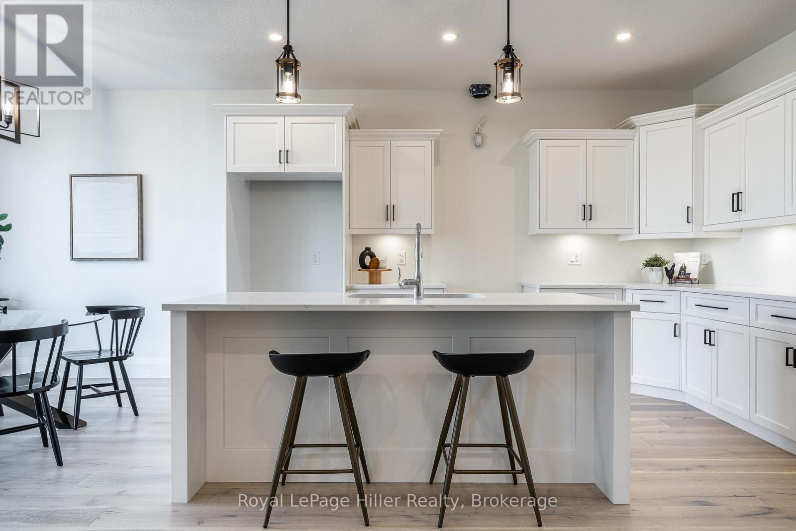 25 Avery Place, Perth East, Ontario N0K 1M0 - Photo 16 - X12709500