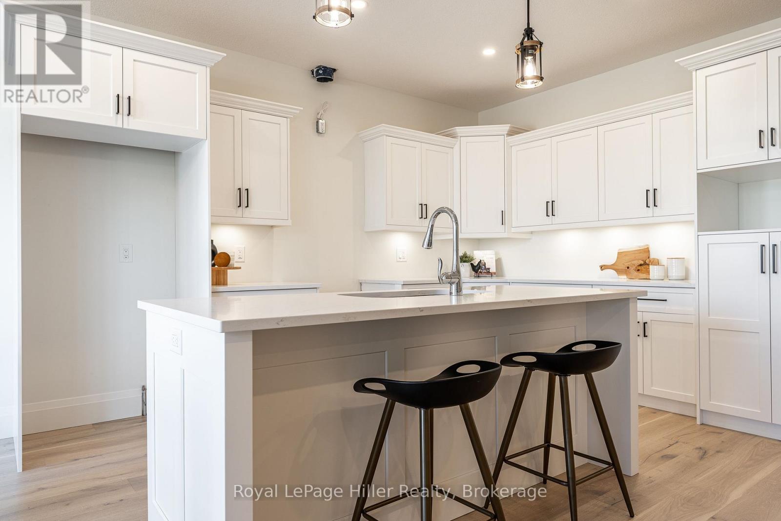 25 Avery Place, Perth East, Ontario N0K 1M0 - Photo 27 - X12709500