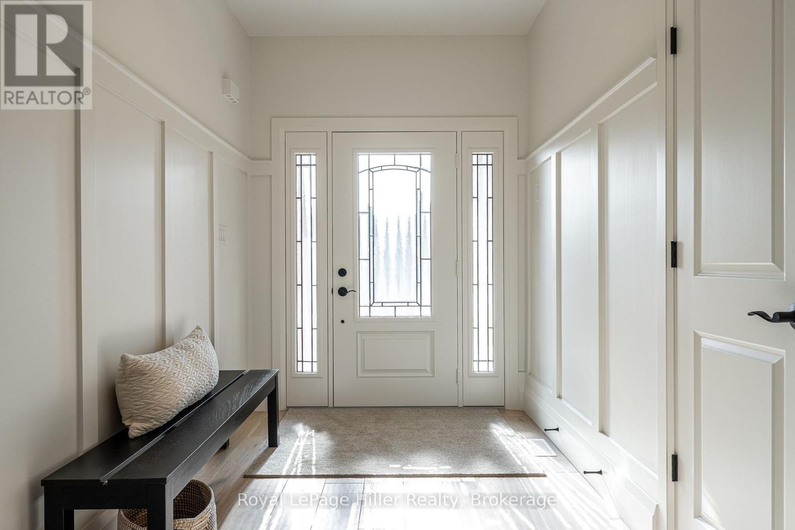 25 Avery Place, Perth East, Ontario N0K 1M0 - Photo 4 - X12709500