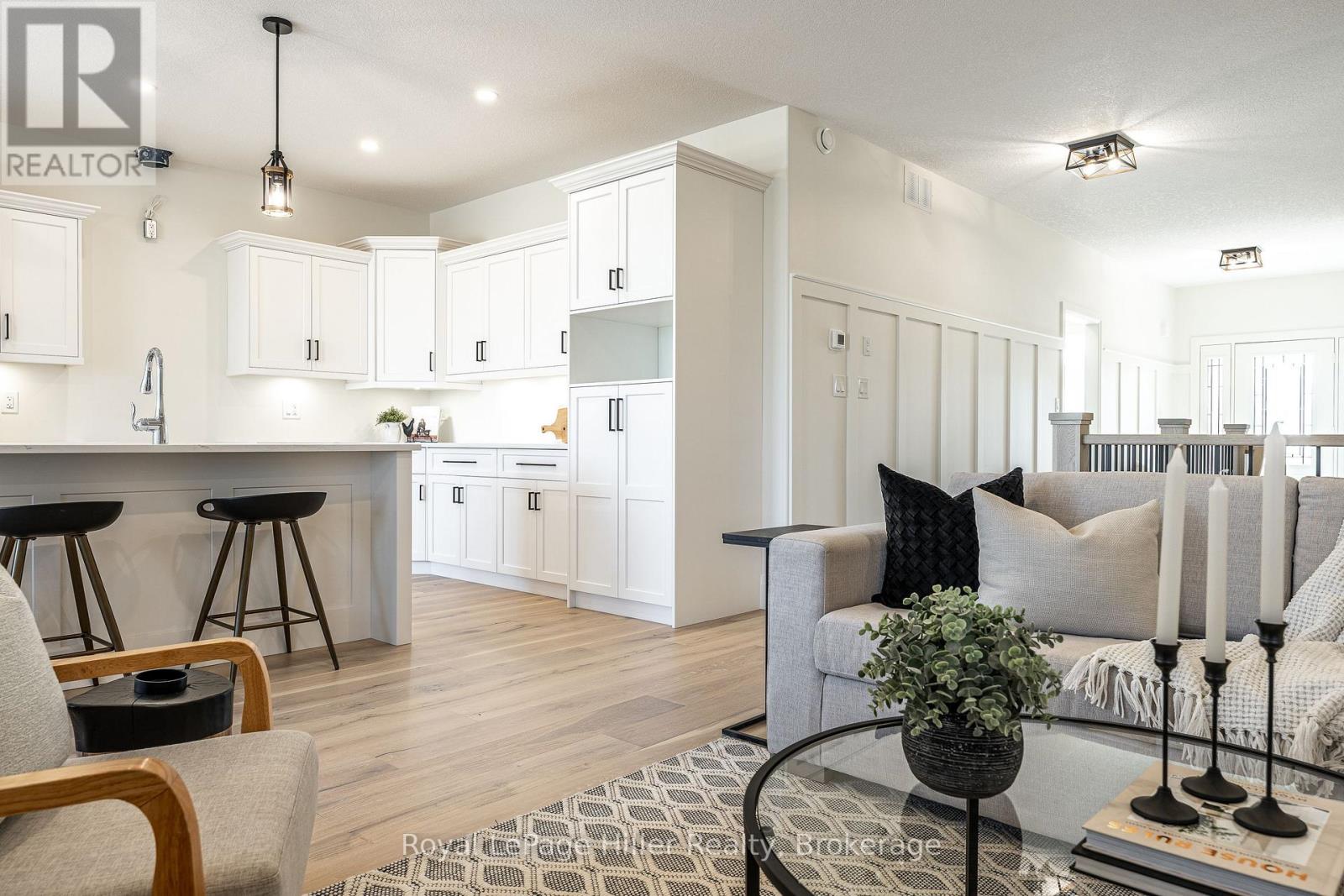 25 Avery Place, Perth East, Ontario N0K 1M0 - Photo 31 - X12709500