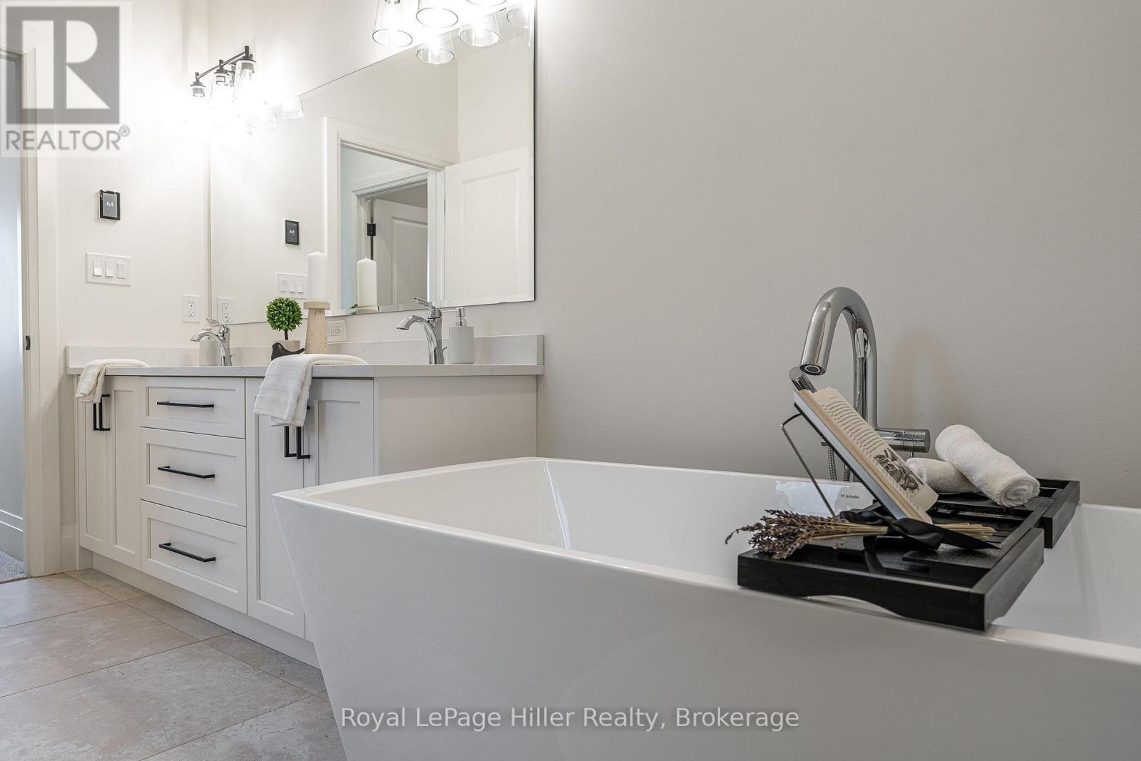 25 Avery Place, Perth East, Ontario N0K 1M0 - Photo 37 - X12709500