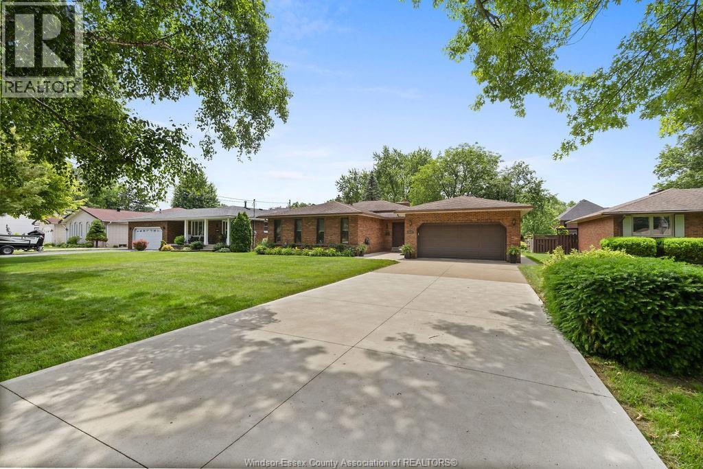 MLS# 26004064: 1142 REAUME, LaSalle, Canada