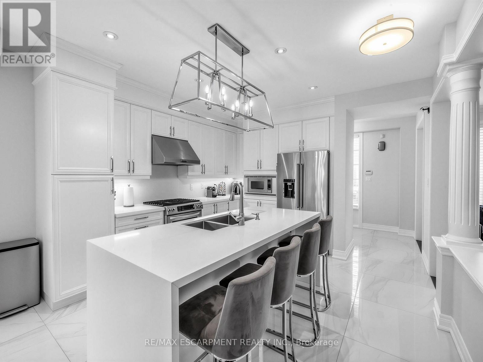 131 Robert Speck Parkway, Mississauga, Ontario  L4Z 0A6 - Photo 12 - W12820046