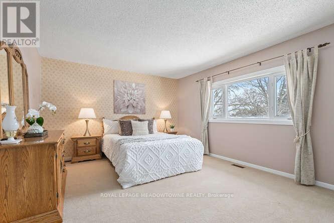 394 Wilson Avenue, Burlington, Ontario  L7L 2M9 - Photo 29 - W12822046