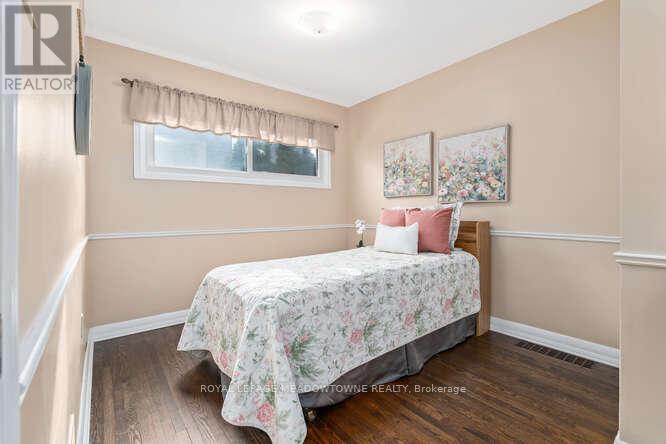 394 Wilson Avenue, Burlington, Ontario  L7L 2M9 - Photo 24 - W12822046