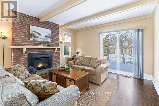 394 Wilson Avenue, Burlington, Ontario  L7L 2M9 - Photo 19 - W12822046