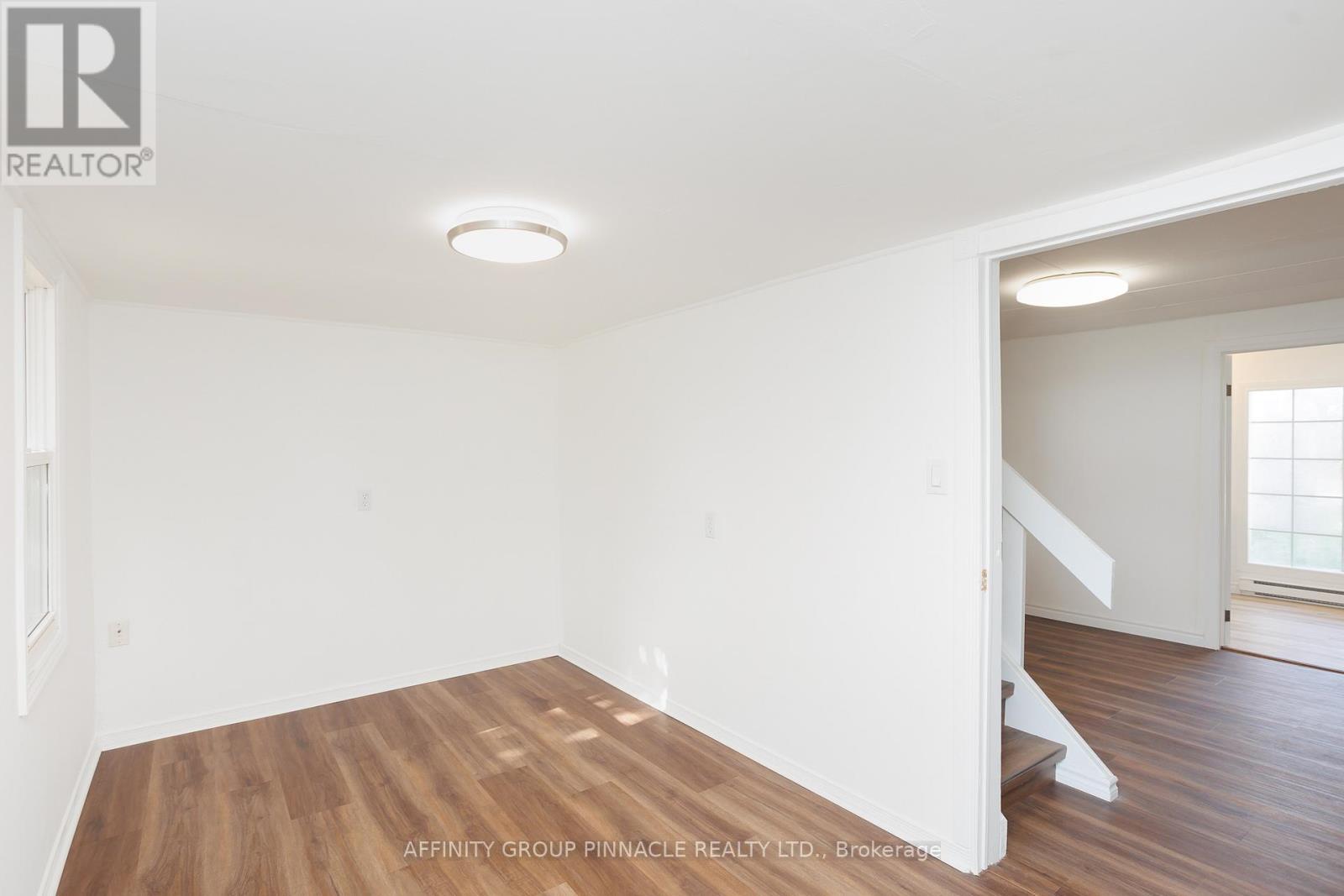 187 King Street W, Brock, Ontario  L0K 1A0 - Photo 28 - N12822334