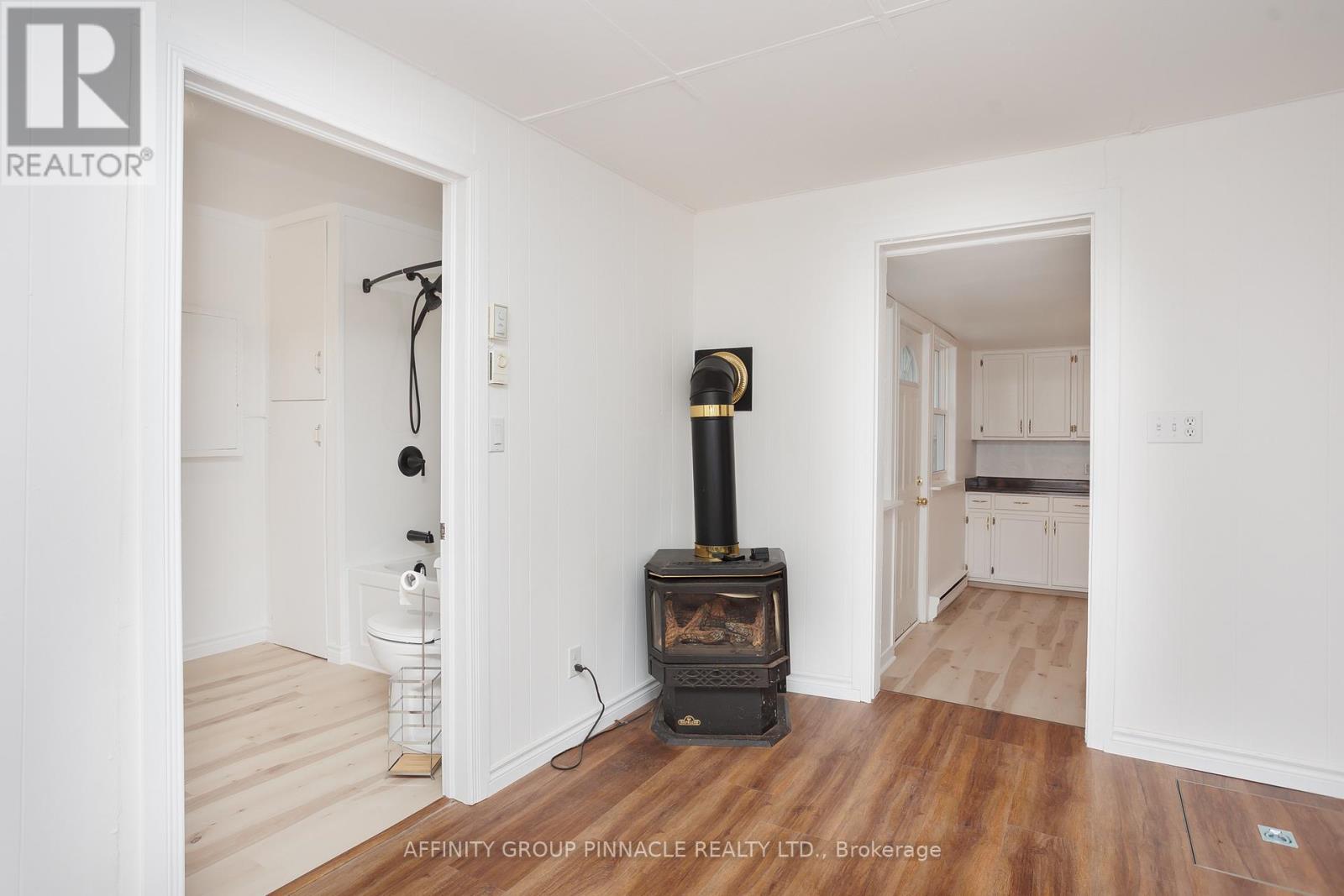 187 King Street W, Brock, Ontario  L0K 1A0 - Photo 33 - N12822334