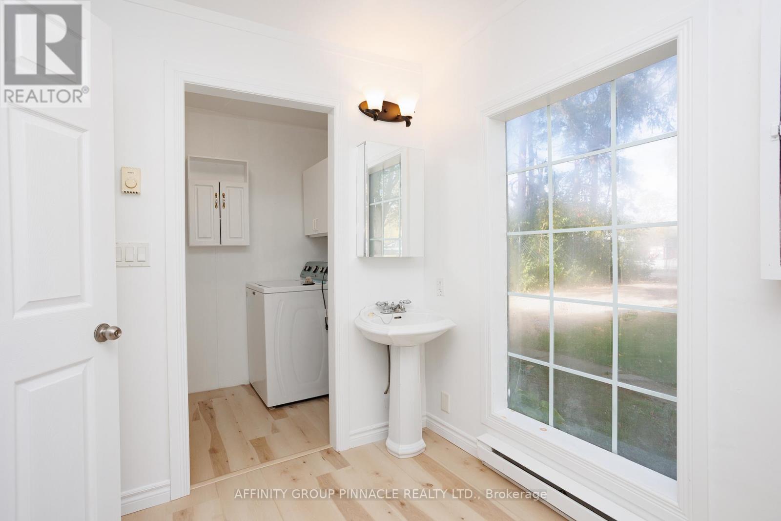 187 King Street W, Brock, Ontario  L0K 1A0 - Photo 34 - N12822334