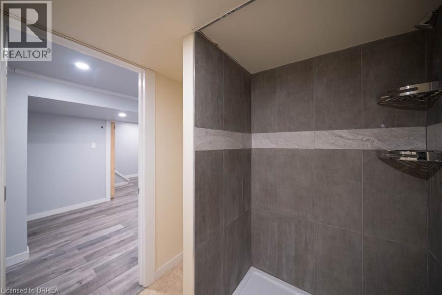 45 Buckingham Street, Brantford, Ontario  N3R 3B2 - Photo 18 - 40806315