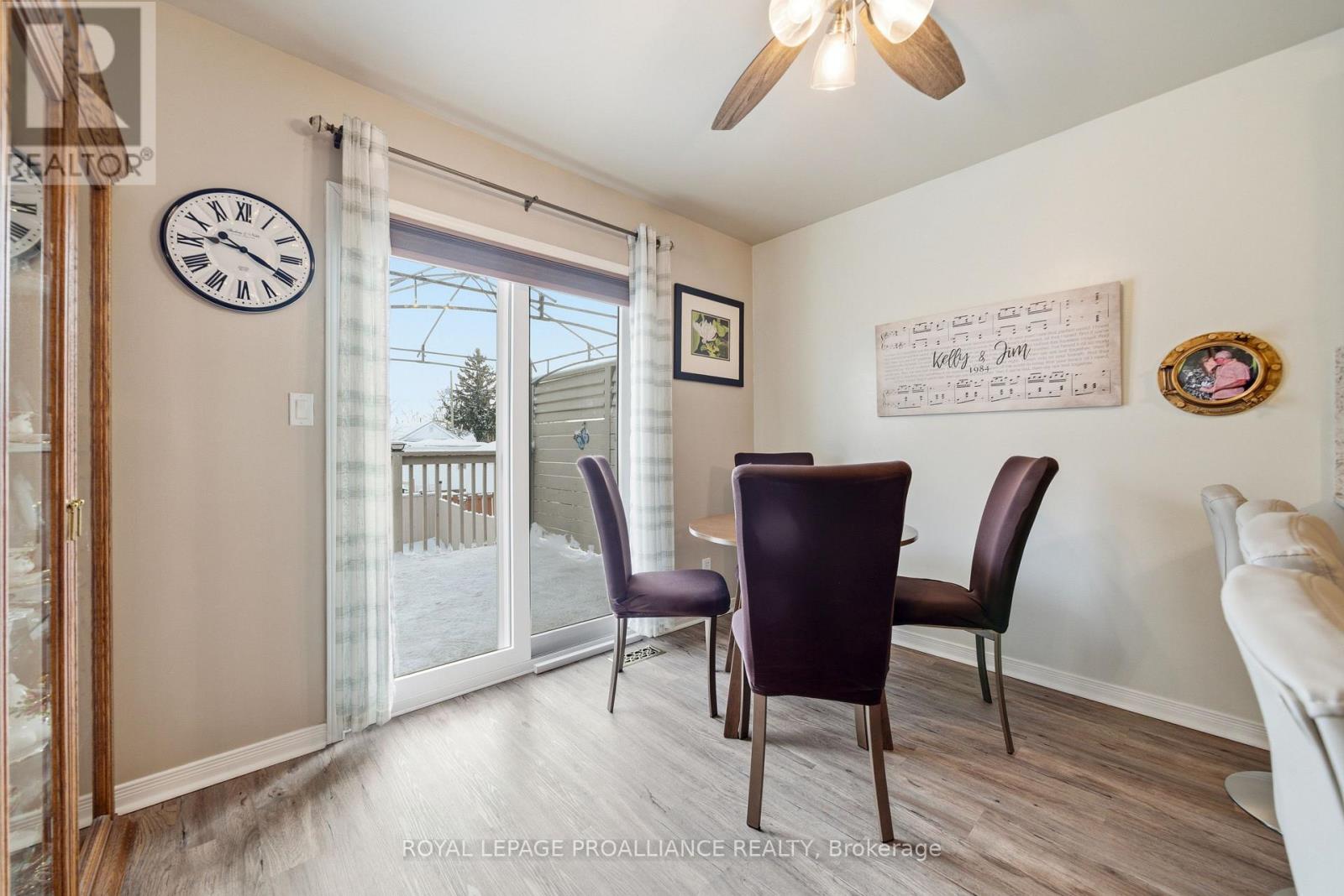 229 West Street, Quinte West, Ontario  K8V 2N1 - Photo 11 - X12822194