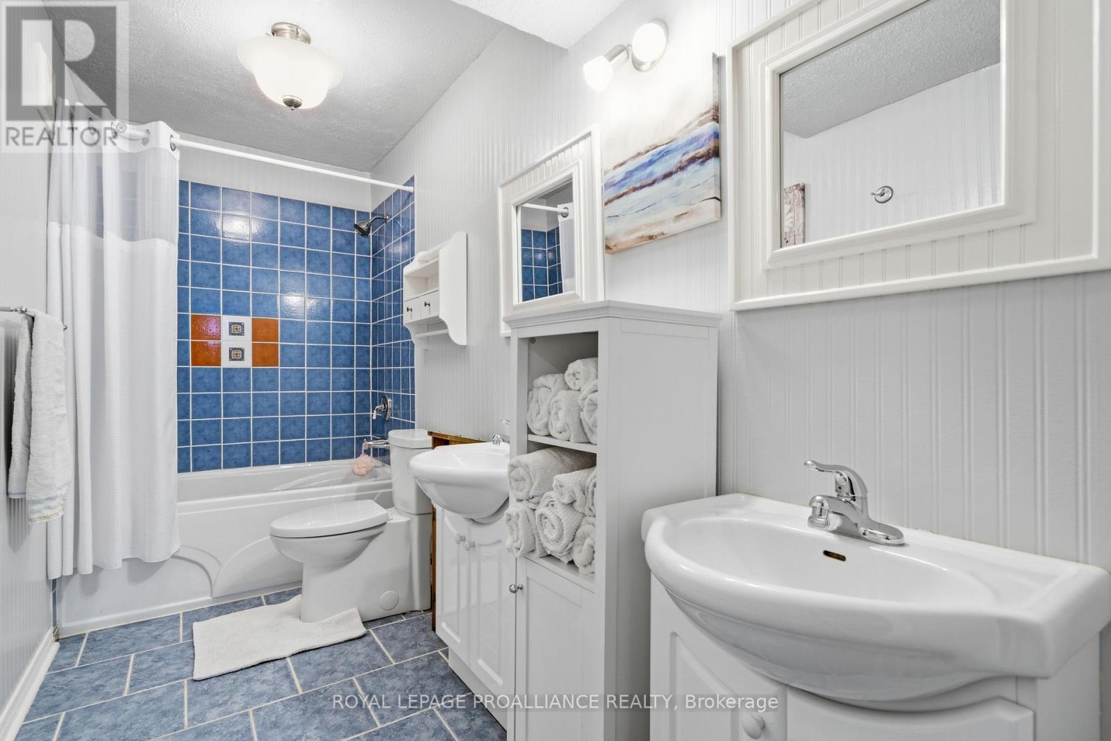 229 West Street, Quinte West, Ontario  K8V 2N1 - Photo 22 - X12822194