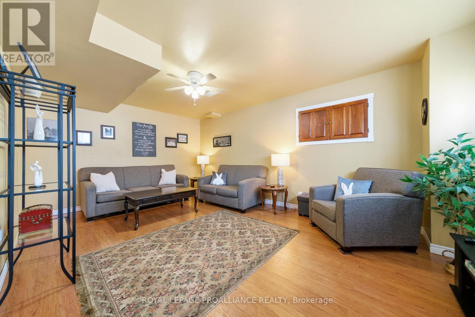 229 West Street, Quinte West, Ontario  K8V 2N1 - Photo 27 - X12822194