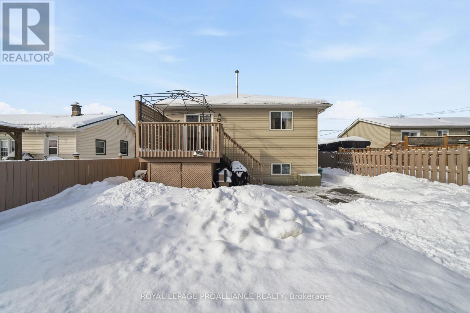 229 West Street, Quinte West, Ontario  K8V 2N1 - Photo 31 - X12822194