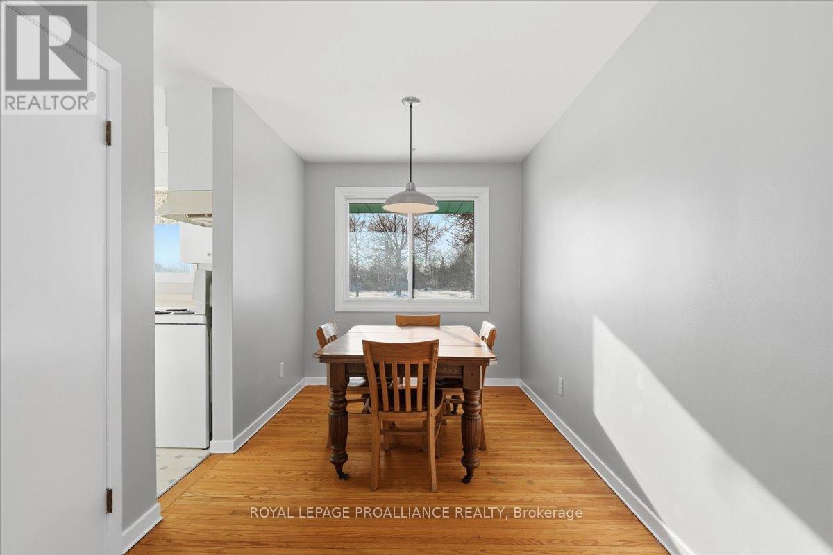 127 Aikins Road, Quinte West (Sidney Ward), Ontario  K8N 4Z2 - Photo 10 - X12822220