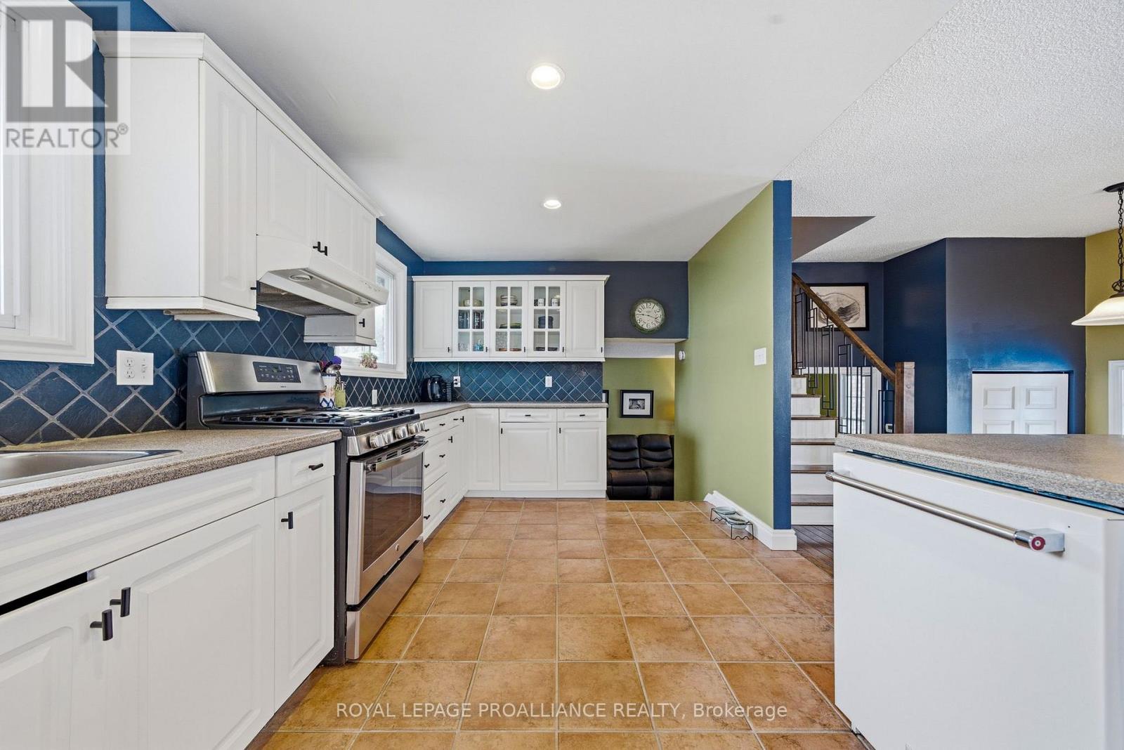 23 Diamond Crescent, Belleville, Ontario  K8N 5G5 - Photo 15 - X12822320