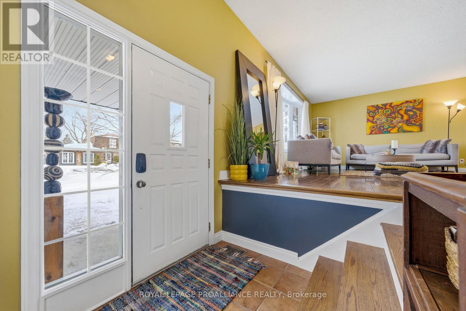 23 Diamond Crescent, Belleville, Ontario  K8N 5G5 - Photo 5 - X12822320